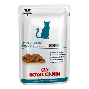 Royal Canin Skin & Coat Chunks In Gravy (Pouch)